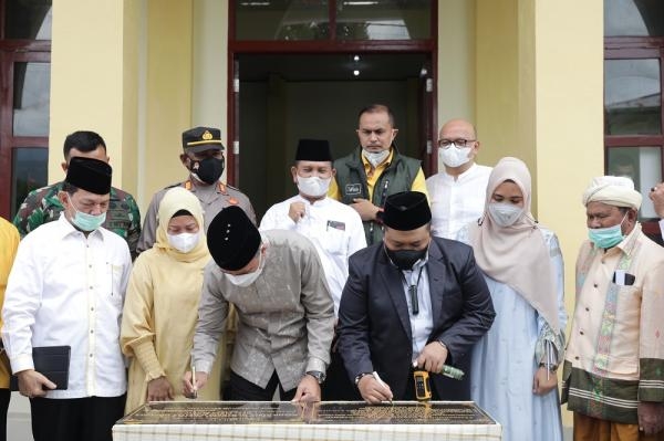 Resmikan Masjid Darul Muwahhid Sipirok,Musa Rajekshah: Memakmurkan Masjid Tanggung Jawab Bersama